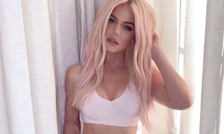 10 Times Khloe Kardashian Looked Pretty In Pink– Showing Off Abs …
