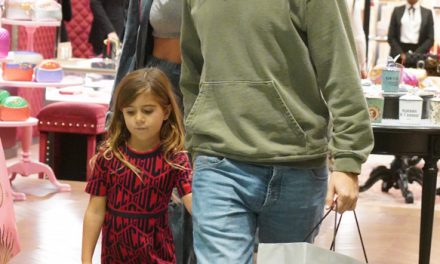Penelope Disick, 6, Rocks Pink Cowboy Boots In Cute Pic & &Dad …