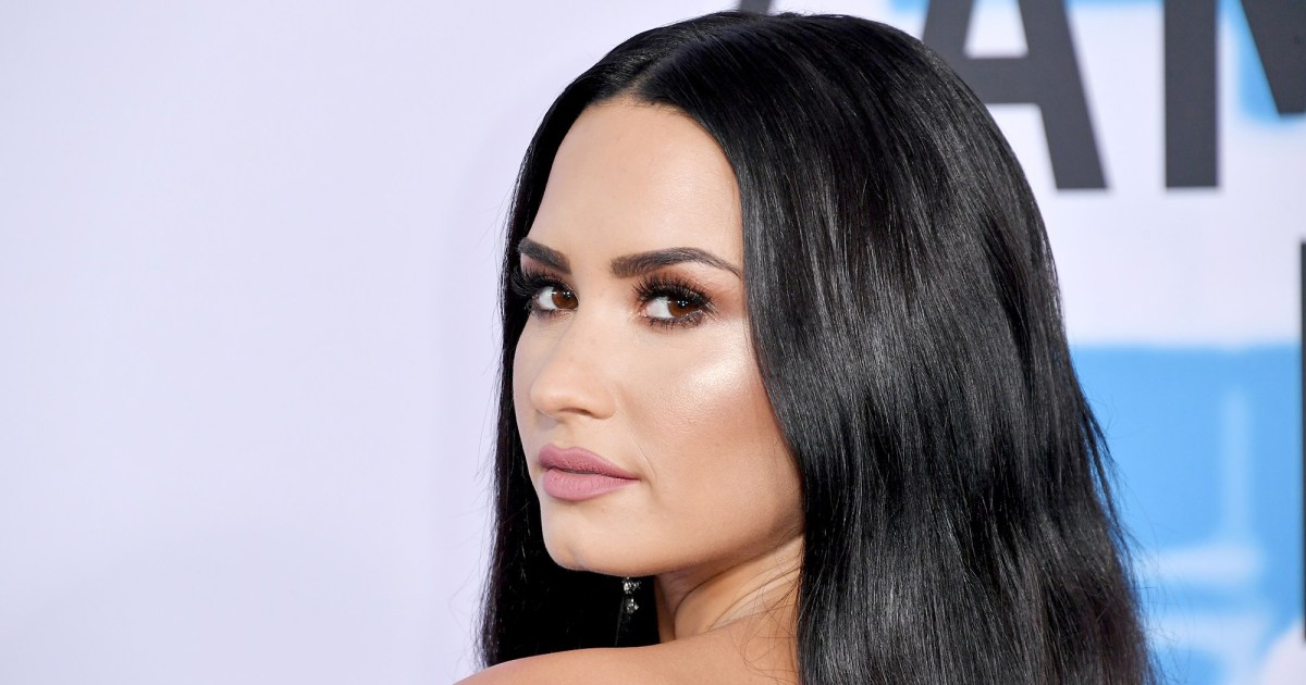 Demi Lovato Slams Body-ShamingArticle: ‘I Am More Than My Weight …