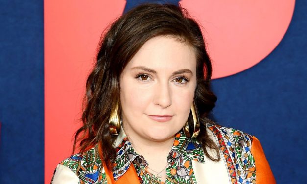 Lena Dunham Gets Neck Tattoo of What She’s ‘MostScared of Being …