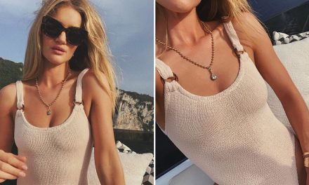 Rosie Huntington-Whiteley ' s Nude Swimsuit Is So Flattering, …