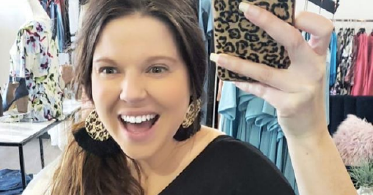 Amy Duggar Shares Hilarious Pregnancy Update: ‘Time to Go All Kun …