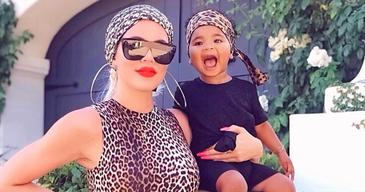Khlo é Kardashian and also True Thompson Had the World’s Cutest Mommy- D.